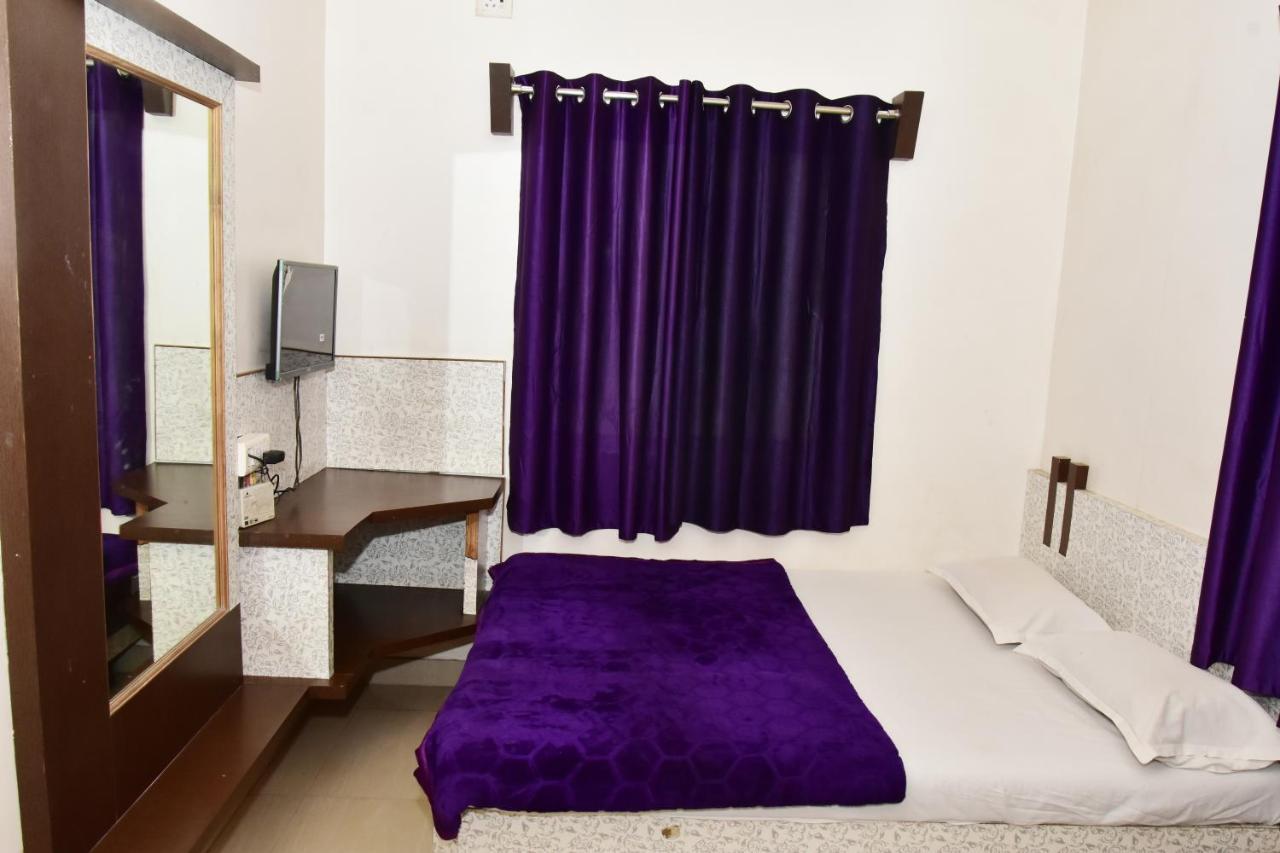 Hotel Temple Sai Shirdi Exterior foto