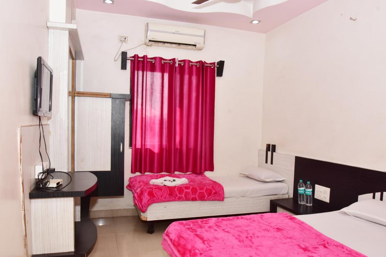 Hotel Temple Sai Shirdi Exterior foto